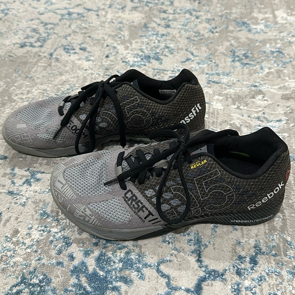 EUC Reebok CrossFit sneakers size 8.5